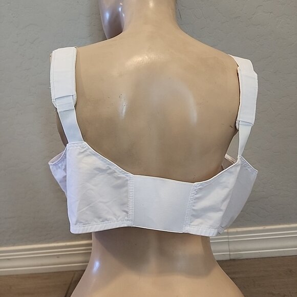 Exquisite Form Bra 46DD White Wireless Unlined Front Closure - Picture 2 of 3